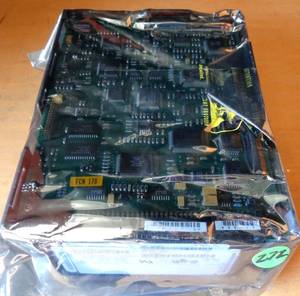 lot 272 image: NEWSEALED -  Seagate Elite 9.09GB Fast SCSI IDC50-Pin 5400rpm 5.25  ST410800N $$$