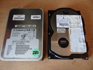 lot 280 image: LOT OF 2 HARD DRIVES - SEAGATE & FUJITSU