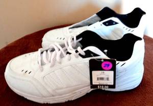 lot 29 image: MENS ATHLETIC WORKS SNEAKERS - SIZE 10 - UNUSED WITH TAGS ( MIISING ONE LACE)