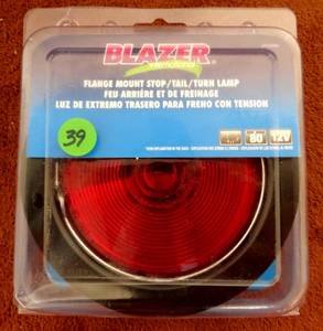 lot 39 image: BLAZER STOPTURN TAIL LAMP - NEW IN PACKAGE
