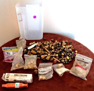 lot 44 image: ASSORTMENT OF HARDWARE AS SHOWN