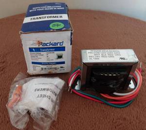 lot 54 image: PACKARD PF42440 VOLTAGE 40VA 120208240V-AC 24V-AC TRANSFORMER B356438 - NIB