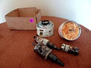 lot 90 image: MILWALKEE HOLE DOZER HOLE SAW SET