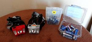 lot 91 image: SET OF 2 HEAD LAMPS AND BATTERIES - UNTESTED