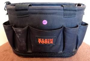 lot 105 image: KLEIN TOOLS HARD SIDED TOOL AND STORAGE TOTE