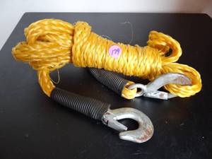 lot 179 image: TOW STRAP WITH HOOKS