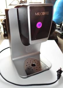 lot 193 image: MR COFFEE COFFEE BREWER