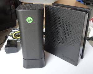 lot 200 image: SPECTRUM MODEN AND ROUTER WITH POWER CORDS