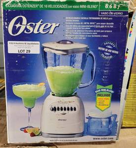 lot 29 image: OSTER 16 SPEED BLENDER 6687 IN BOX AS SHOWN.