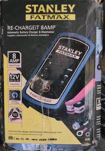 lot 125 image: STANLEY FATMAX 8AMP AUTOMATIC BATTERY CHARGER AND MAINTAINER IN BOX AS SHOWN.