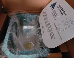 lot 139 image: WELLS SINKWARE KOMPONENTS SERIES SS SINK KPU 13187 (K18127) IN BOX AS SHOWN.