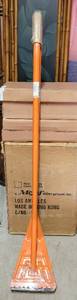 lot 181 image: LOT OF 2 NEW HDX 55 SHINGLE REMOVERS AS SHOWN. (YOUR BID X 2)