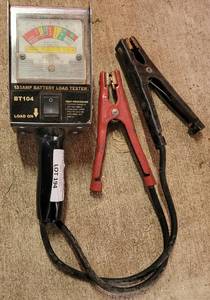 lot 194 image: 135 AMP BATTERY LOAD TESTER BT104 AS SHOWN.