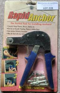 lot 239 image: RAPID ANCHOR TOOL IN PACKAGE AS SHOWN.