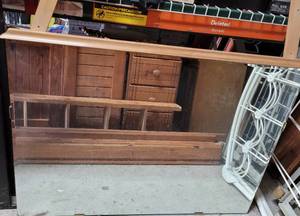 lot 276 image: VINTAGE DRESSER MIRROR IN STYLE SHOWN. THIS PIECE IS HEAVY.