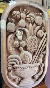 lot 282 image: LARGE SIZE CARVED WOOD MEXICAN ART WALL ART WITH FRUIT BASKET DESIGN AS SHOWN.