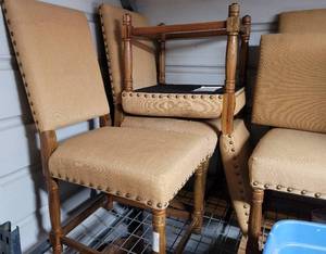 lot 289 image: LOT OF 5 UPHOLSTERED CHAIRS WITH WOODEN FRAME IN STYLE AND COLOR SHOWN. (YOUR BID X 5) DELAYED PICK UP -- SATURDAY AFTER 400 PM OR SUNDAY