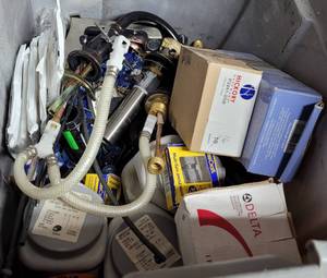 lot 292 image: MIXED LOT OF ASSORTED PLUMBING, ELECTRICAL AND MORE AS SHOWN.