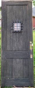 lot 371 image: WOOD DOOR WITH ACCESS WINDOW AS SHOWN.