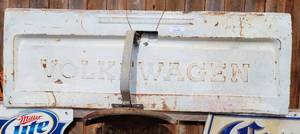 lot 391 image: VINTAGE VOLKSWAGEN TAILGATE WITH ATTACHED SEAT AS SHOWN.
