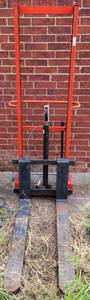 lot 475 image: KEYLOC LIFT MODEL MPL-A AS SHOWN.