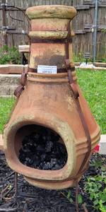 lot 511 image: CHIMNEY WITH METAL STAND AS SHOWN.