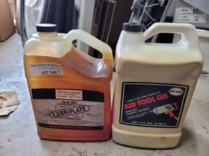 lot 540 image: LOT OF 2 GALLON JUGS OF AIR TOOL LUBRICANT AS SHOWN. (YOUR BID X 2)