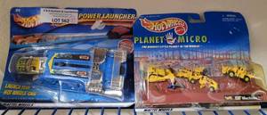 lot 562 image: LOT OF 2 HOT WHEELS POWER LAUNCHER AND PLANET MICRO AS SHOWN. (YOUR BID X 2)