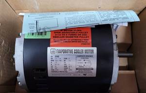 lot 579 image: EVAPORATIVE COOLER MOTOR SN 2202 IN BOX AS SHOWN.