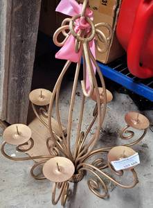 lot 604 image: METAL 6-CANDLE CHANDELIER STYLE HANGING FIXTURE AS SHOWN.