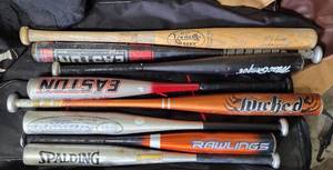 lot 614 image: LOT OF 8 ASSORTED BASEBALL BATS WITH BAG AS SHOWN. (YOUR BID X 8)