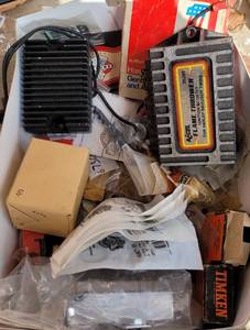 lot 658 image: MIXED LOT OF MOTORCYCLE PARTS AS SHOWN.