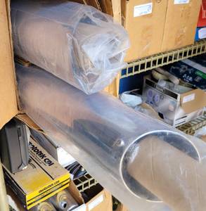 lot 700 image: MOTORCYCLE MUFFLER SLASH DOWN KIT STSG IN BOX AS SHOWN.