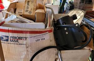 lot 724 image: LOT OF MOTORCYCLE PARTS AS SHOWN.
