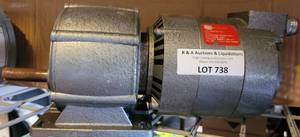 lot 738 image: PARVALUX ELECTRIC MOTOR MODEL S46086 AS SHOWN.