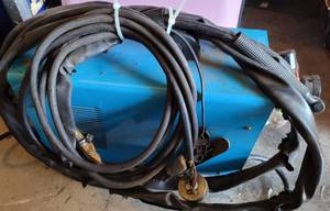 lot 741 image: CUT 40D INVERTER AIR PLASMA CUTTER AS SHOWN.
