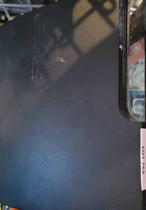 lot 762 image: SONY PLAYSTATION 3 MODEL CECH-2501A AS SHOWN. NO CORDS.