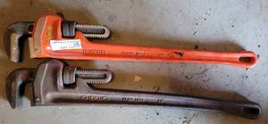 lot 776 image: LOT OF 2 RIDGID 24 HEAVY DUTY PIPE WRENCHES AS SHOWN. (YOUR BID X 2)