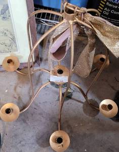 lot 848 image: METAL 6-CANDLE CHANDELIER STYLE HANGING FIXTURE AS SHOWN.