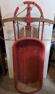 lot 855 image: VINTAGE SNOW SLED IN STYLE, COLOR, AND CONDITION SHOWN. CHECK IT OUT