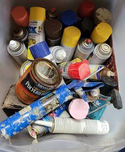 lot 887 image: PLASTIC TUB WITH SPRAY PAINTS AND MORE AS SHOWN.