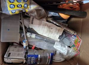 lot 903 image: MIXED LOT OF ASSORTED ITEMS AS SHOWN.