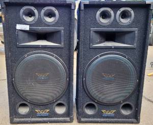 lot 950 image: LOT OF 2 JENSEN SPEAKERS AS SHOWN. (YOUR BID X 2)