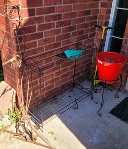 lot 986 image: METAL WIRE SHELF, PLANTER AND STANDS, YARD ART METAL FIGURE (NEEDS REPAIR) AS SHOWN.