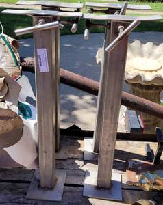 lot 996 image: LOT OF 4 STAINLESS STEEL TYPE STANDS AS SHOWN.