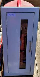 lot 1005 image: FIRE EXTINGUISHER WITH CABINET AS SHOWN. GLASS IS BROKEN.