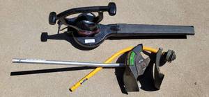 lot 1026 image: TORO SUPER BLOWER VAC MODEL 51592 PLUS EDGER PARTS AS SHOWN.