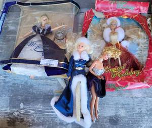 lot 1055 image: BARBIES INCLUDING MILLENIUM PRINCESS, MAGICAL HOLIDAY COLLECTION AND MORE AS SHOWN.