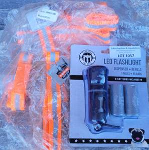 lot 1057 image: NEW LED FLASHLIGHT AND ERGODYNE WORK GEAR ACCESSORIES AS SHOWN.