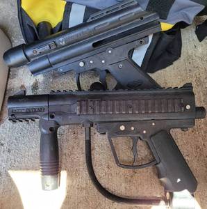 lot 1080 image: AIR PISTOLS PLUS ACCESSORIES IN BAG AS SHOWN.